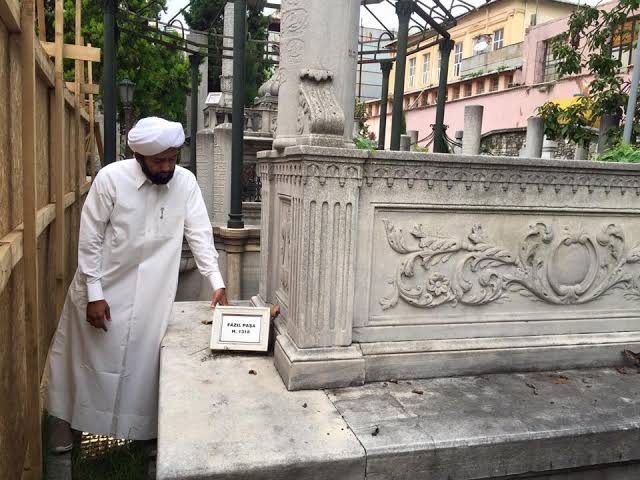 abdullatheef_'s tweet photo. @hishh Ithoke ipazhano ariyane 

@drmahazhari https://t.co/8hmi7aMMax