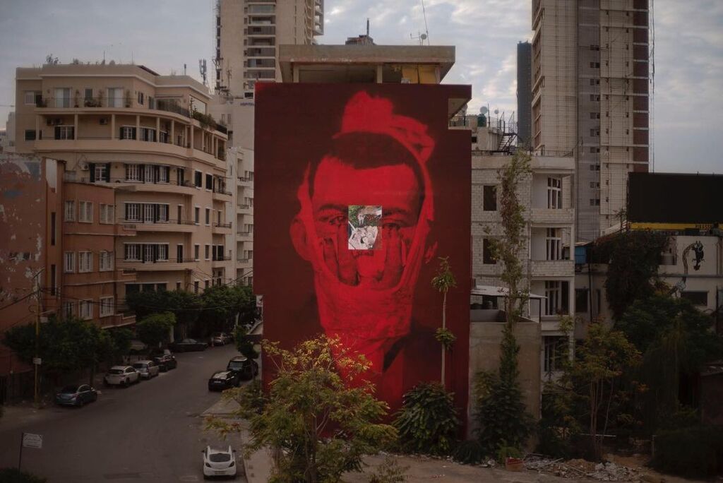 streetartUS's tweet photo. #Streetart by #AxelVoid @axelvoid + #AlaaMansour @alaa______ma in #Beirut, Lebanon with  https://t.co/q8ZXGOvadE @persona.help
More pics at: https://t.co/aC5twQRCDH
Via @cultureforfreedom @barbarapicci 
 https://t.co/8Qa7MyNCge https://t.co/nVo7g3LM4T