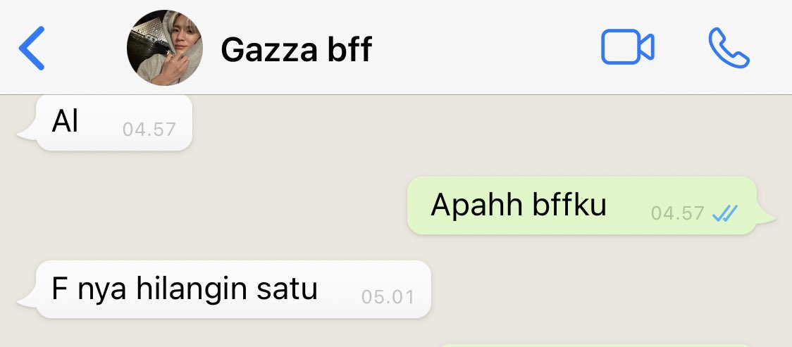 nomin very short au🔞 — Teman Tapi Masuk. 

“Pusingnya Gazza, punya temen tengil, bogel, porno, macam Altair. Ego dia dipaksa merendah sampai inti bumi paling dalam kalau udah berhadapan sama si belagu, Altair.”

⚠️ read the disclaimer first, below.