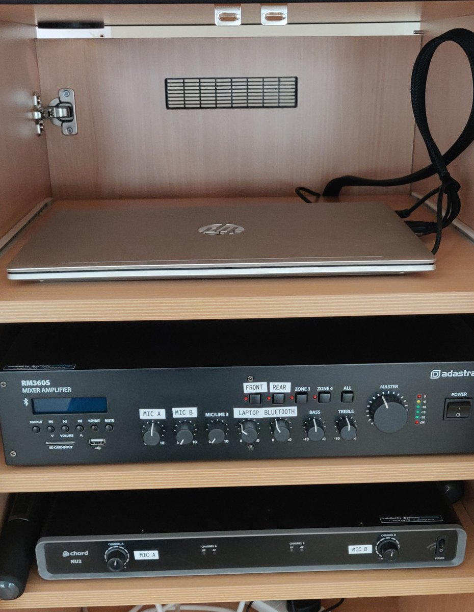 PrimaryT's tweet image. Our AV Team&apos;s recent project was to configure and install a new Training and Video Conferencing Suite. With a 4K video conferencing PTZ camera, remote control for pan, tilt and zoom and a microphone array for 360-degree voice pickup.

#VideoConferencing #Yealink #AVInstallation