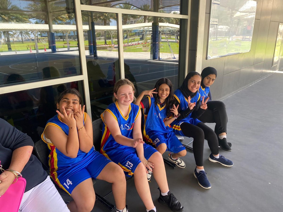 AIS_JrSecondary's tweet photo. This week our Under 10 and 12 girls competed at the EISSA basketball competition. We placed 4th in both divisions, which is an exceptional result for teams containing girls mostly new to the sport.
Well done AIS Sandstorm!🏀
#AISCommunity #AISSports #AISHPE https://t.co/cXLWrB1yZq
