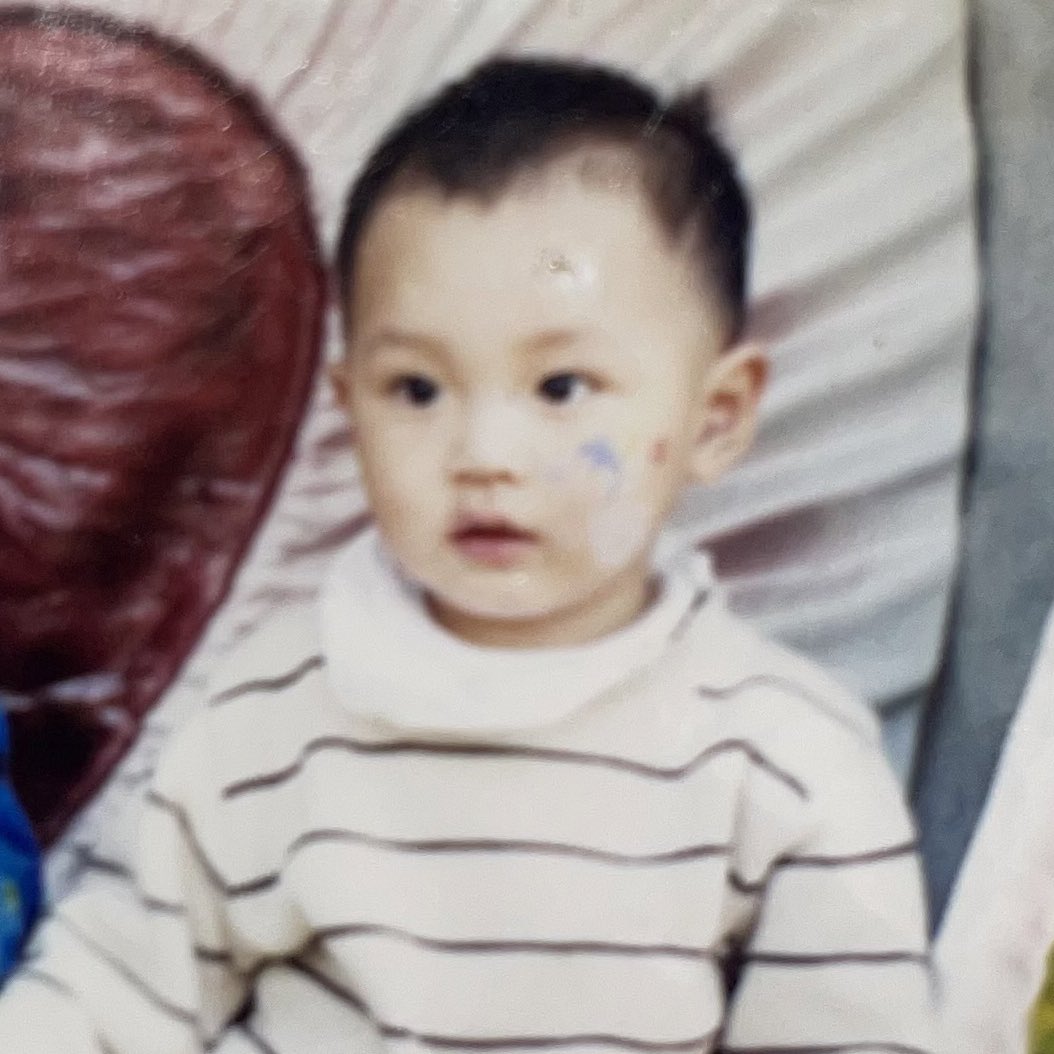 hcmom06's tweet photo. 낼 어린이날인데...,,,🥹
해찬이 어렸을때 사진 또 보고싶다 https://t.co/tV9QVKSL4w