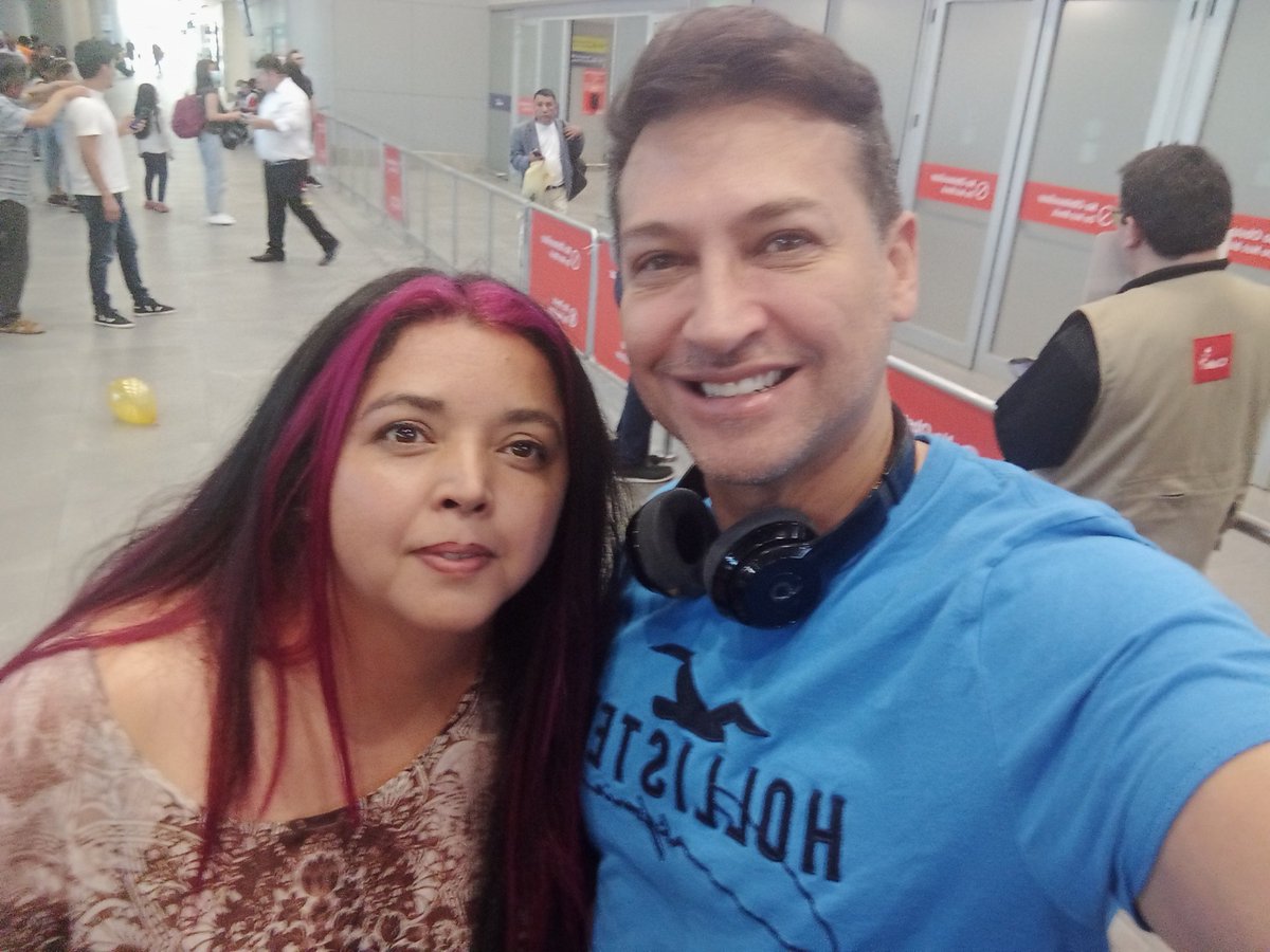 #despiertaconchv celebrando a la distancia el cumpleaños de mi querido <a href="/PabloRuizOf/">Pablo Ruiz Oficial</a> <a href="/CHVNoticitas_cl/">ChilevisiónNoticias</a>