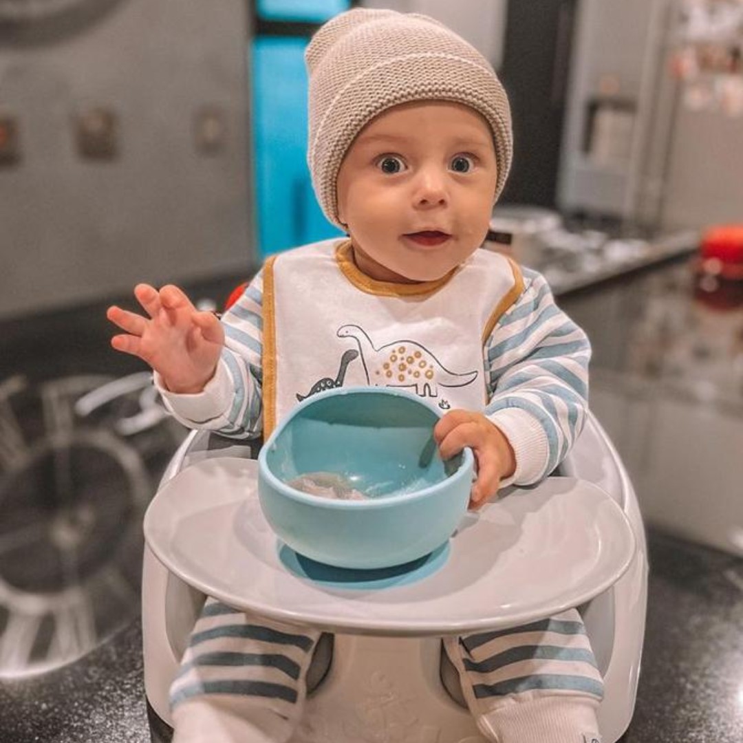 Bumbo_Official's tweet photo. What a cute little guy, loving life in his Bumbo multi seat ๐ Thanks for sharing this beautiful moment with us @leestrydomsa ๐ค
#bumbo #bumboseat #bumbofamily #bumbosouthafrica #babyseat #feedingtime #babygram #babyboy #parentlife #momstagram #babyshower #babyproducts https://t.co/rM6HZDOkef