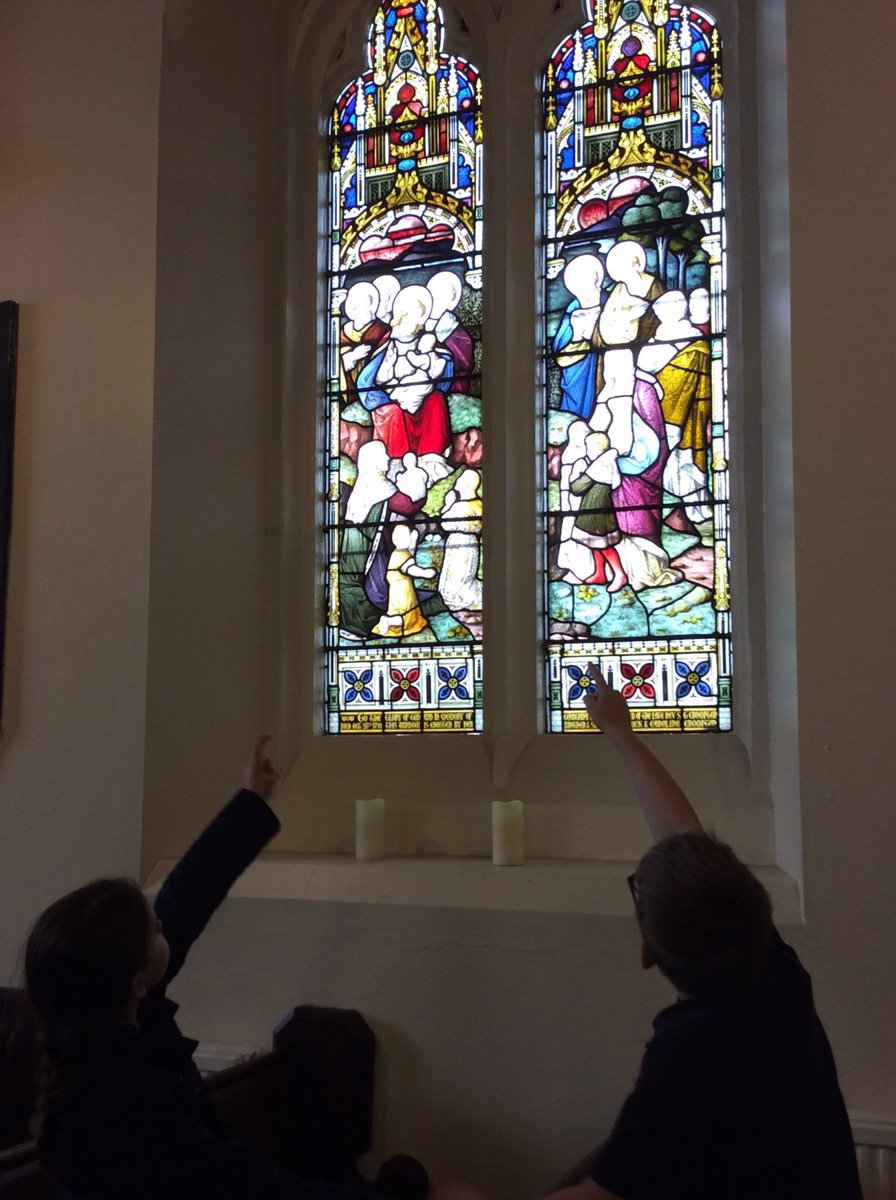 CamblesSchool's tweet photo. Key stage 2 enjoyed exploring the church yesterday and performing our coronation songs to the younger children #CamblesforthHistory #CamblesforthRE #CamblesforthMusic #coronation https://t.co/SdbqM2j6Cz