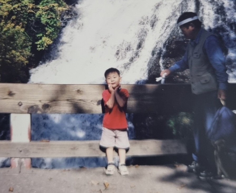 junejune1995's tweet photo. ฉายแววความน่ารักแต่เด็กสุด1 https://t.co/zrDin4jSrY