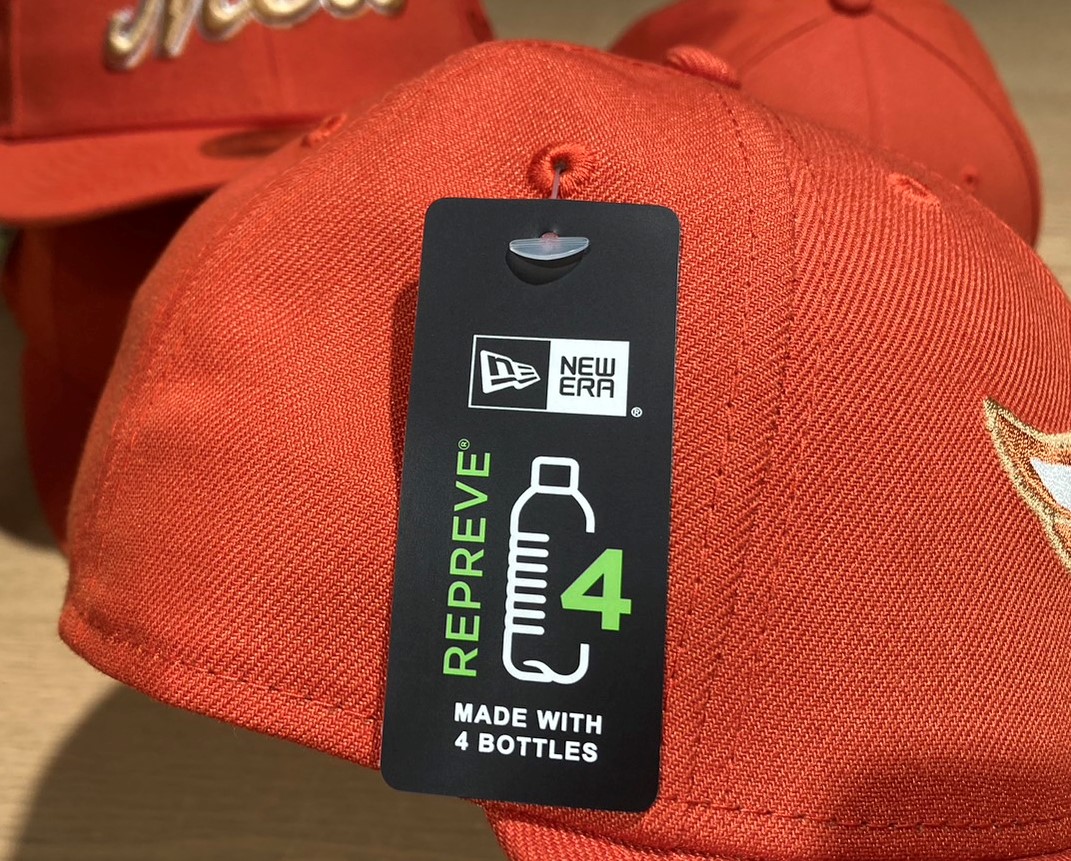 NewEraHarajuku's tweet photo. 【Earth Day Repreve 】
使用済みのペットボトルから作られたリサイクル繊維、Repreve®を生地にペット使用した59FIFTY Low Profileが発売です！１つのキャップにペットボトル約4本分が再利用されています。#ニューエラ原宿 #LP59FIFTY #59FIFTYDay https://t.co/UZWlU8GAVq