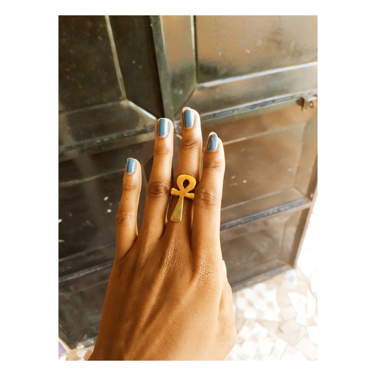 AyanaCrea's tweet photo. Hello #TgTwittos 
Un bail 
Une sélection de nos bagues en bronze pour vous disponibles sur le +228 90 43 56 63 https://t.co/JJdrwUMm7C