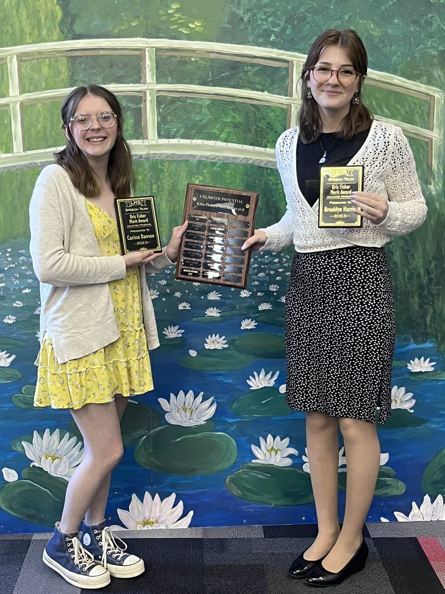 Could not be more proud to celebrate our Speech Team at our annual awards ceremony. Laughs, tears, hugs: family. ❤️