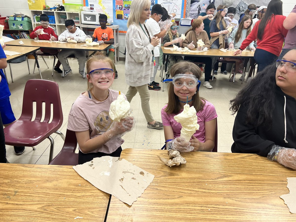 Taylor Smith tweet media