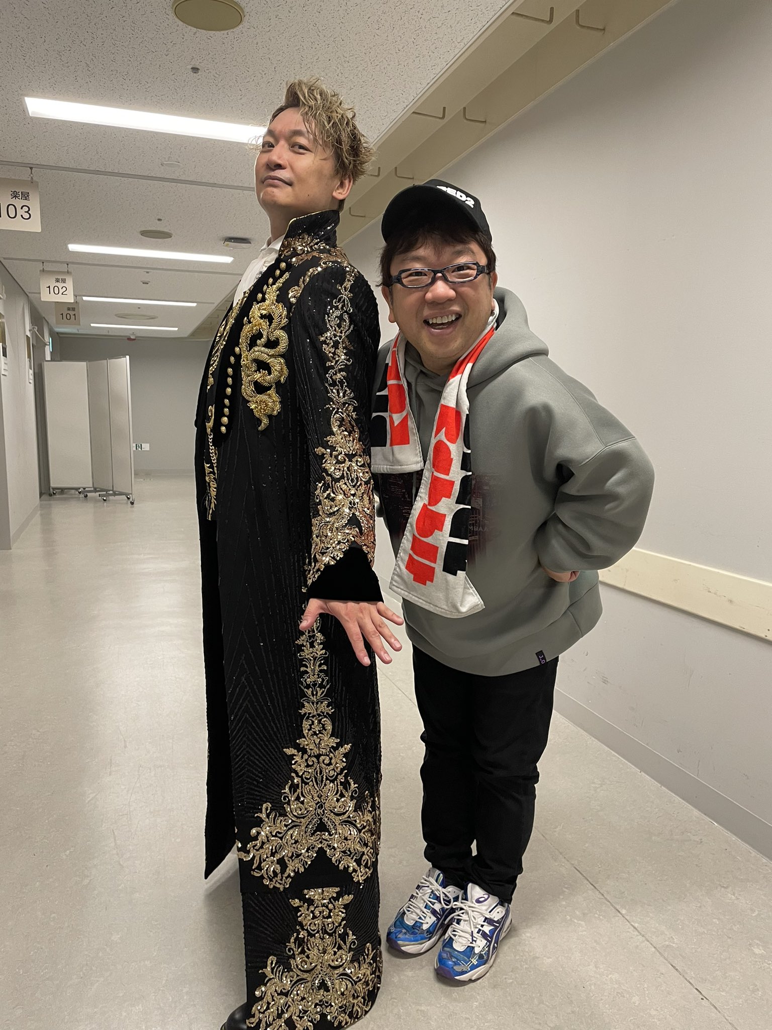 FvRy0lqaUAEx1uT?format=jpg&name=orig