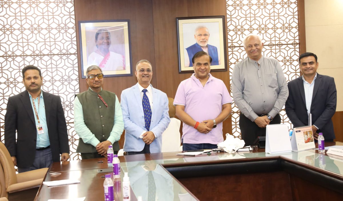 NFSU_Official's tweet photo. High Level Delegation consisting of Prof. (Dr.) S. O. Junare, Campus Director; Mr. C. D. Jadeja, Executive Registrar,  Prof. (Dr.) P. Maity;  and Mr.  Harshad Patel  from NFSU had a meeting with Hon'ble  CM of Assam in his office on 3rd May, 2023. https://t.co/1b8AtrsTYz