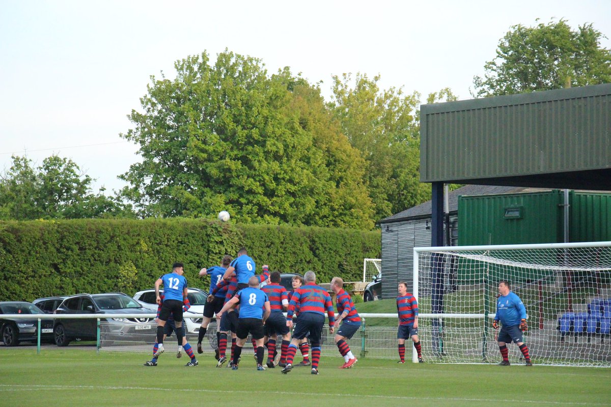Our Masters team were in action last night against a strong <a href="/1RSMERegt/">1 RSME Regiment</a> side. Masters coming away with a close 4-3 victory. #ageisjustanumber 

Thank you to @REAFCSec for the organisation to keep the Masters playing. <a href="/Proud_Sappers/">Corps of Royal Engineers</a> #UTS #SapperFamily