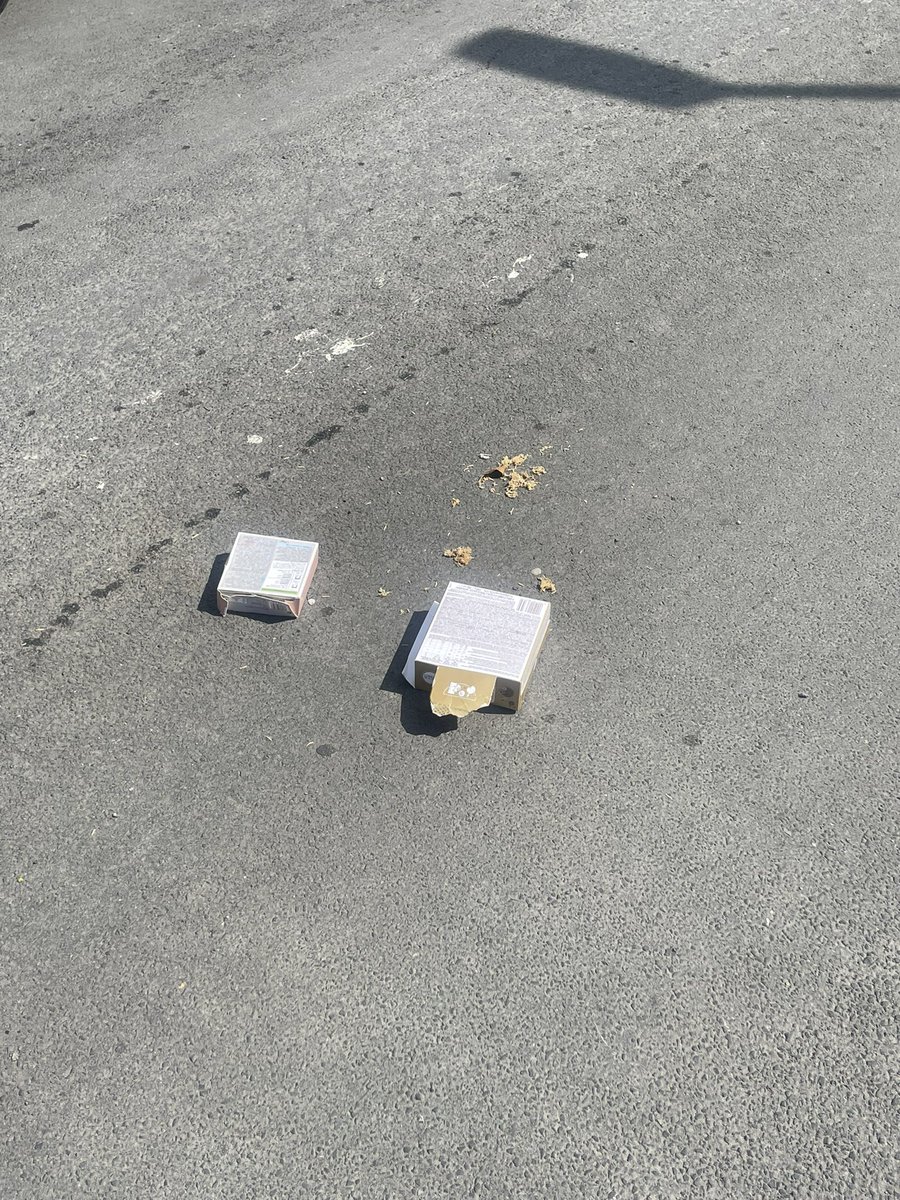 AimeeJENN's tweet photo. @DacorumBC bin men have just been to collect the bins on our road, and seems they have left us residents something… https://t.co/YxpCDaLlDB
