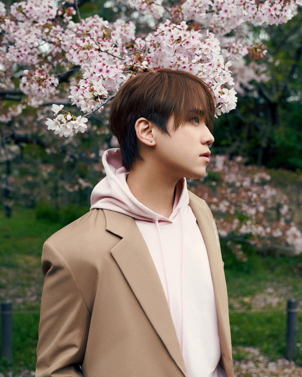 ediths430's tweet photo. Nice pictures from #KeungTo #姜濤 ‘s #to_zero_official collection #99 #ToBeKindToSomeoneInNeed ❤️ https://t.co/tAq5tbNcWi
