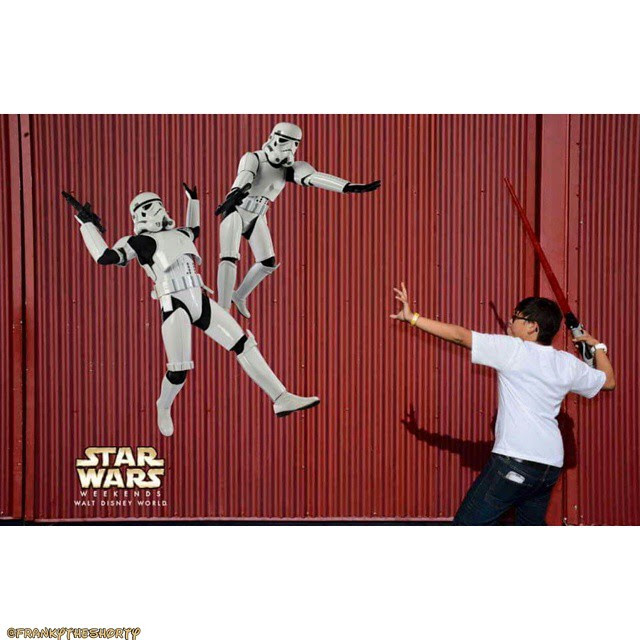Frankytheshorty's tweet photo. have some old photos of baby franky
#MayThe4thBeWithYou #starwarsweekend #dcpspring2015 https://t.co/LTOKi3bQn4