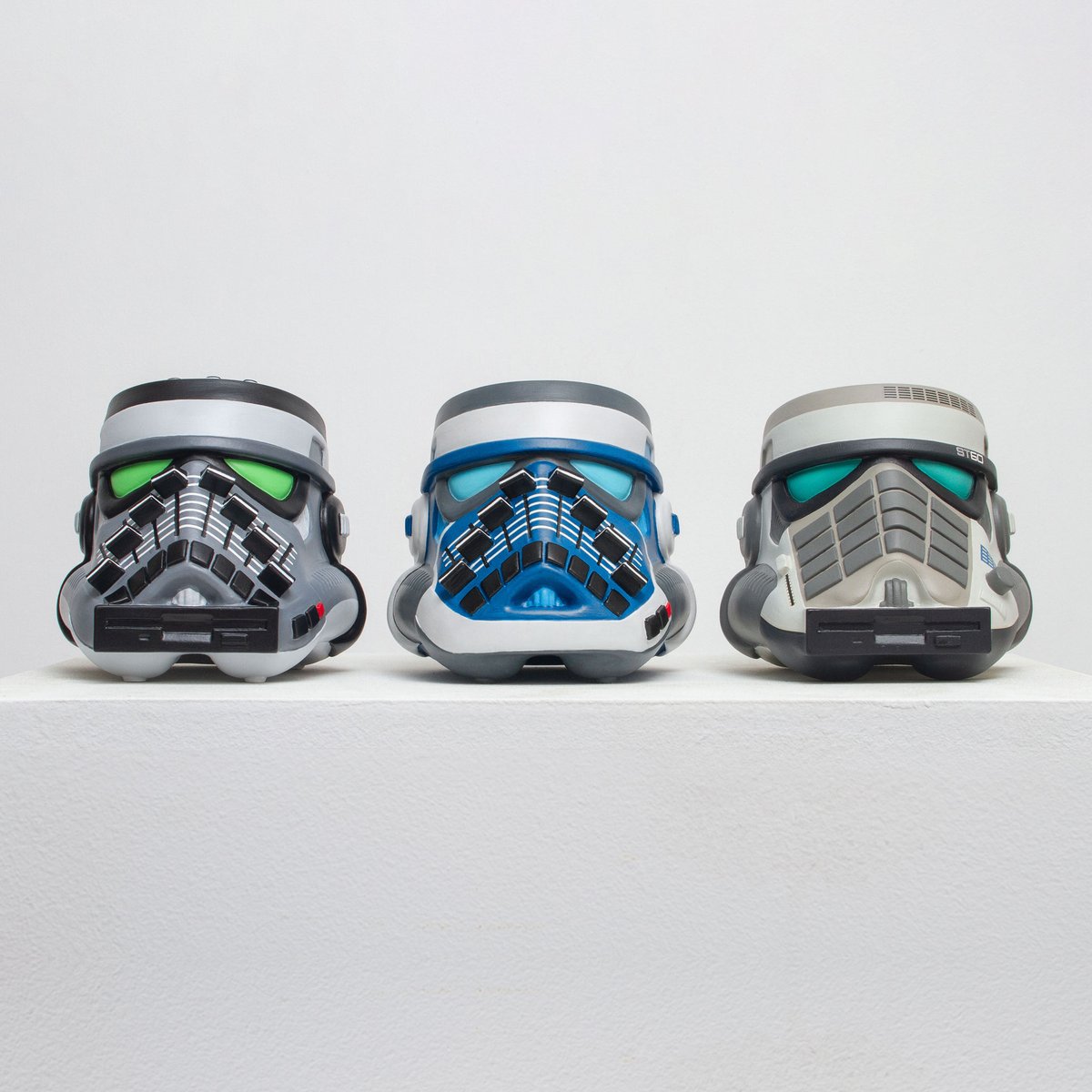 patrickwongart's tweet photo. Stormtroooping at 12 bits Series #starwars #starwarsfan #maythe4thbewithyou #sp1200 https://t.co/S3pQe4KR72