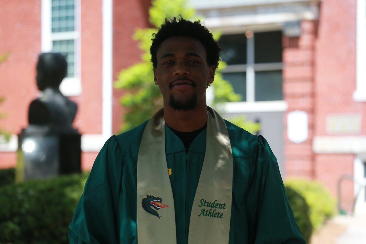 Proud of our guys that earned their degree this spring!

#WinAsOne