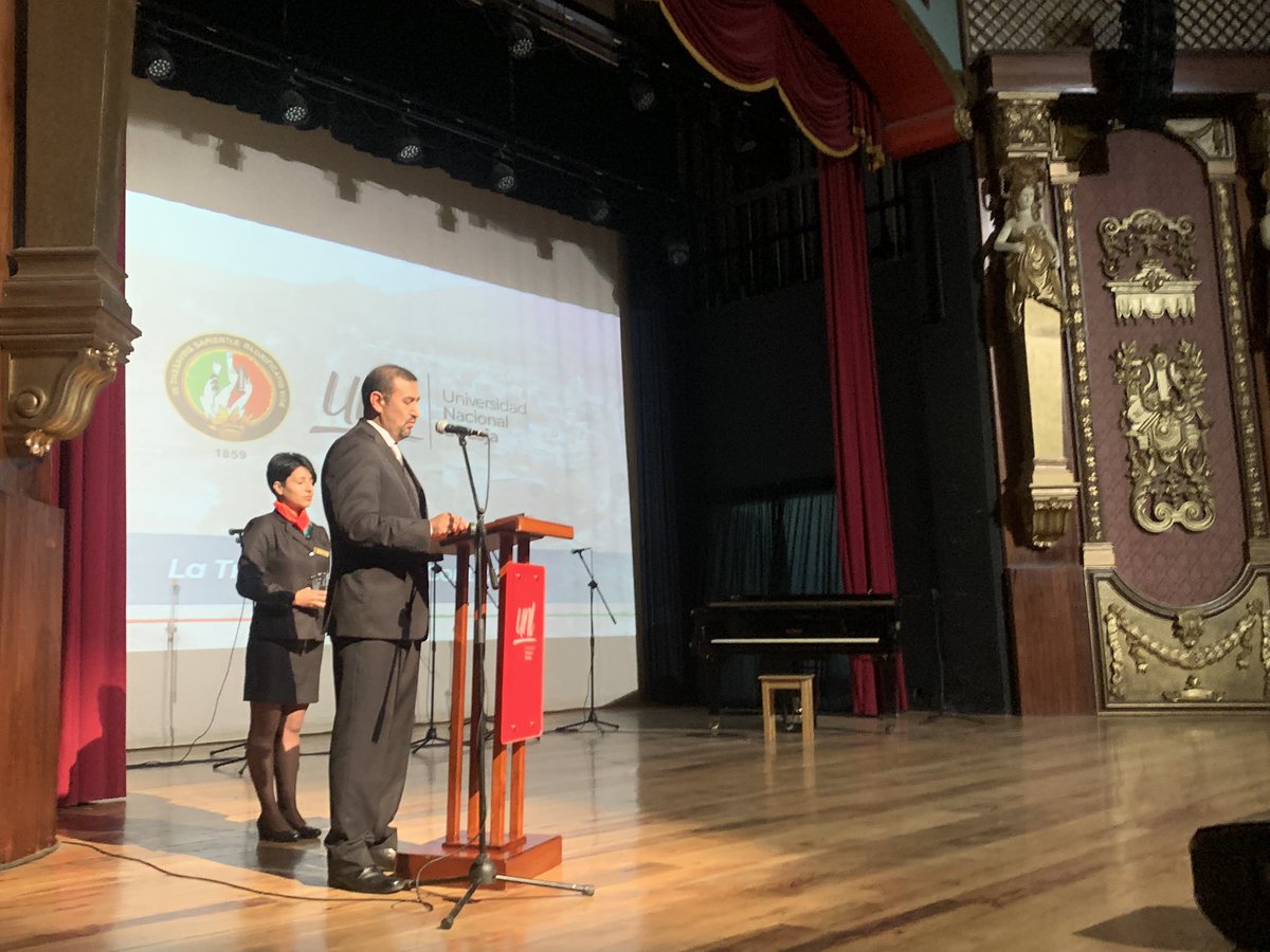 UNLoficial's tweet photo. Llegamos a producir:

 👉703 artículos científicos en bases de datos regionales y mundiales
👉44 libros
 
“Gracias apreciados docentes-investigadores, por su aporte en la visibilización de la UNL en la comunidad científica internacional”.

#TransparenciaUNL2022 https://t.co/NdUCAQoCgW
