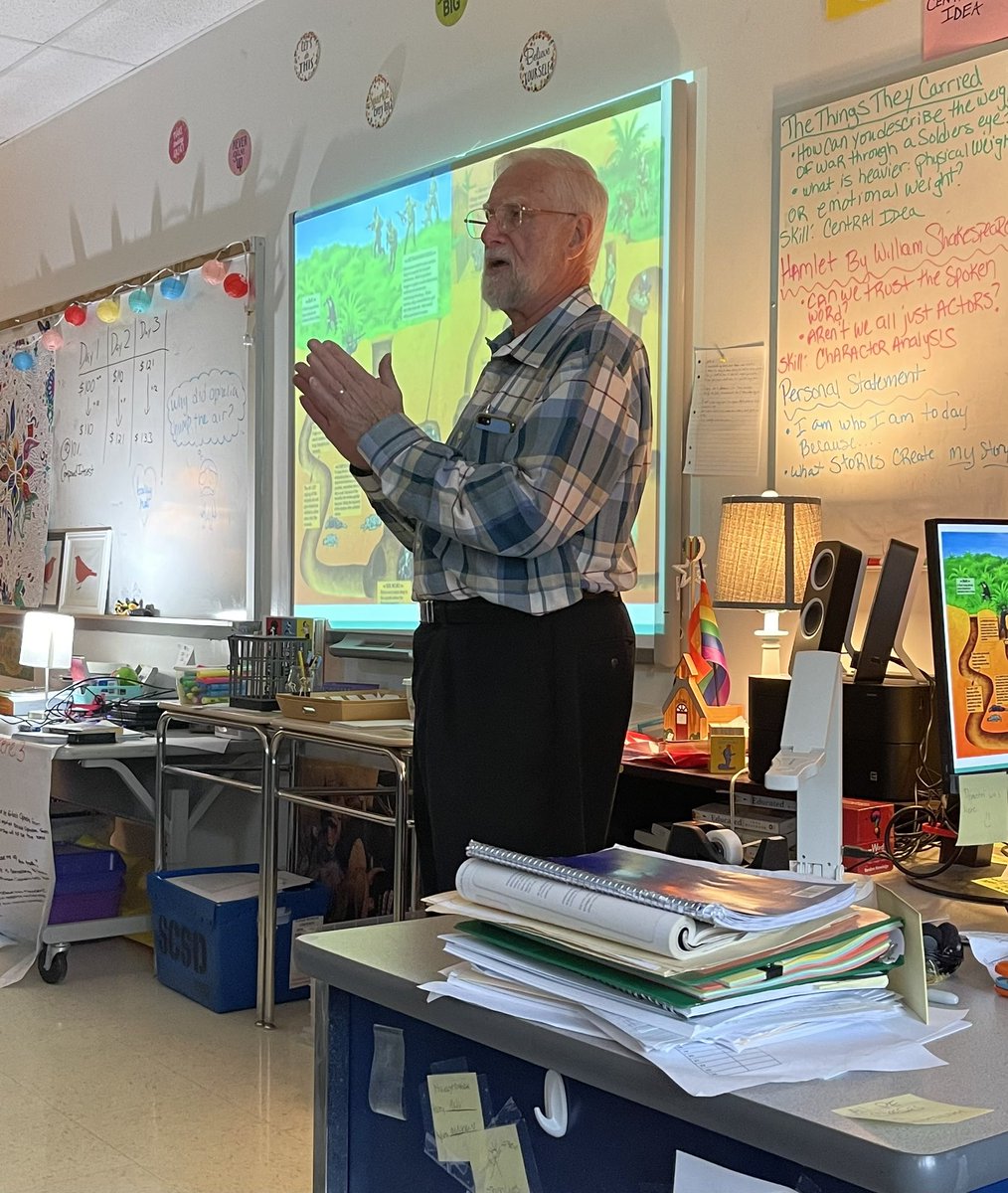 mstwalsh's tweet photo. Thank you for your service, Mr. Bader and thanks for speaking with us this morning about The Things They Carried”! #schenectadyrising #Thethingstheycarried #schenectady
#VPA https://t.co/gZEIBGnn2b