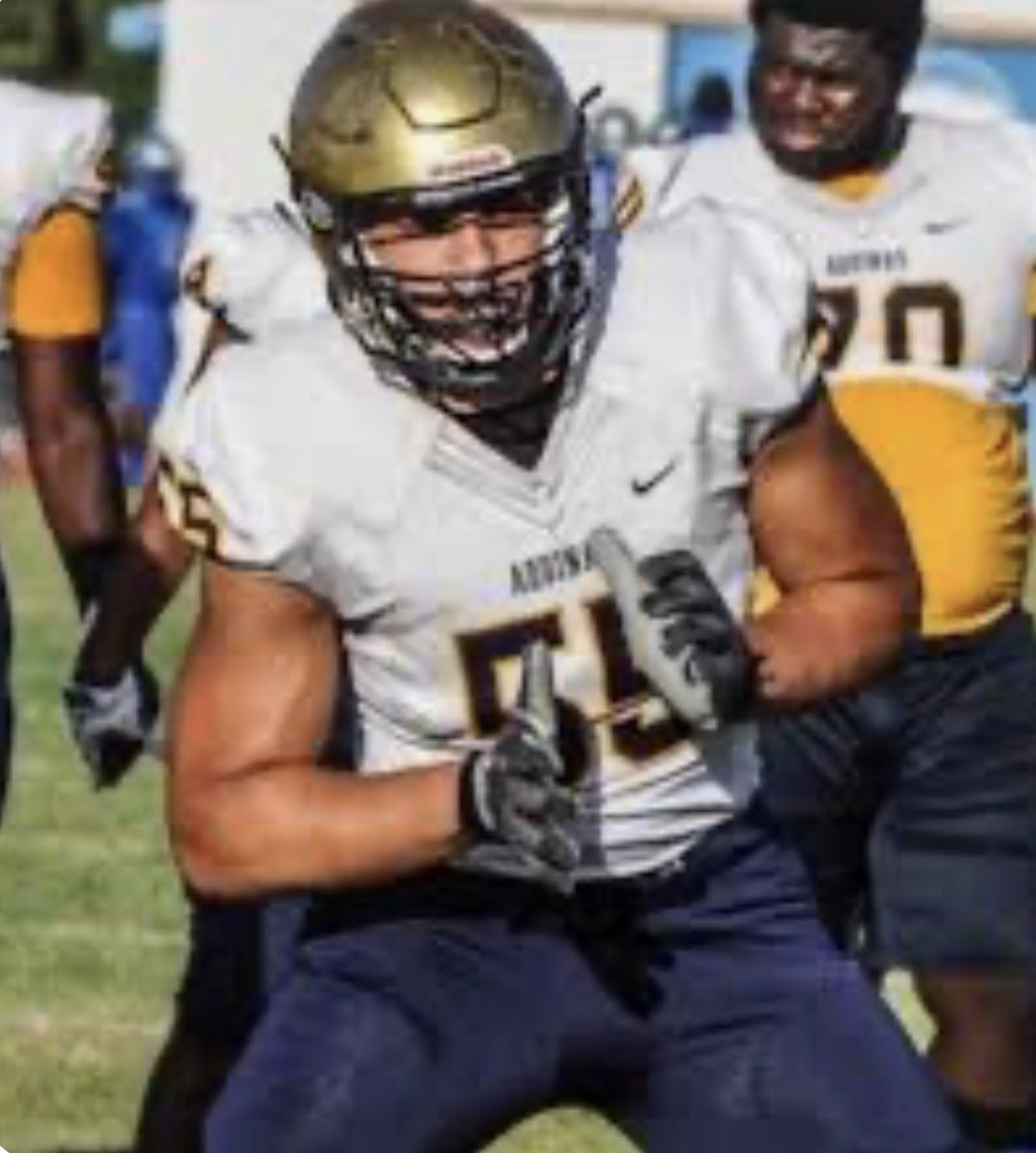 Aquinas Football tweet media