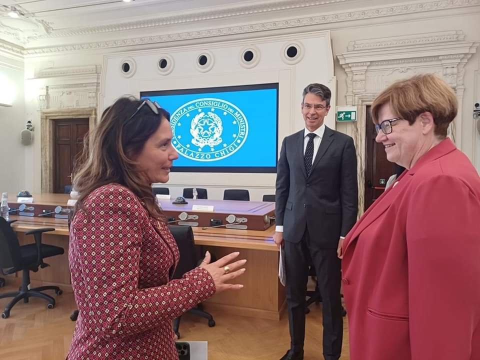 Molto lieta dell’ampio scambio di vedute oggi a Roma con la Segretaria di stato al lavoro e gli affari sociali della Germania, Anette Kramme.
Abbiamo parlato di inclusione lavorativa e delle misure varate dal CDM il 1 maggio per il #Terzosettore,