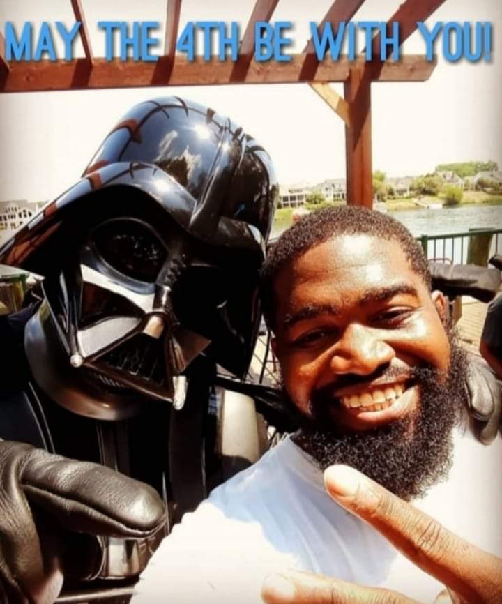 SaxeeSmith's tweet photo. May the 4th be with you! Shout out to Anakin, I mean Darth Vader for taking the time from his busy schedule with the Empire to take this shot. 😎😆

@SaxeeSmith
#StephenSaxeeSmith 
#SaxeeAfterHours
#SaxophoneLife https://t.co/NipCGPNFEw