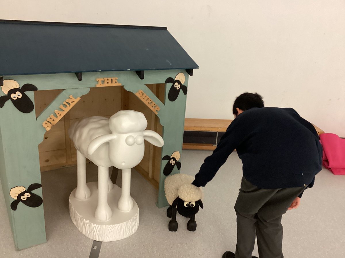 TracyVise's tweet photo. Shaun the Sheep was unveiled to the children of Herons Dale Primary School today @shaunbythesea https://t.co/VMYt8UnxGX