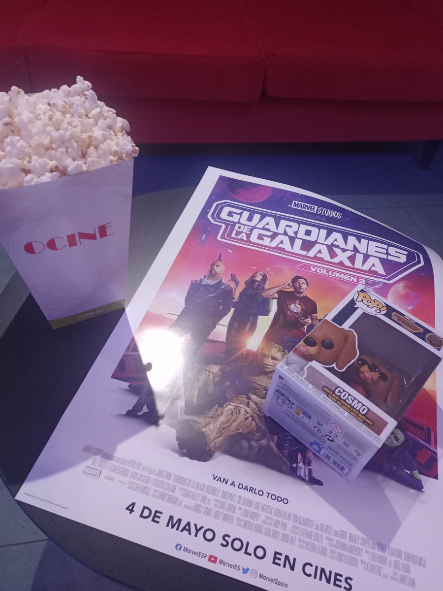 Dany_MarLoz's tweet photo. Ir al cine a ver #GuardiansOfTheGalaxy y llevarme para casa un póster y un #funkopop
#damarloz #ocine https://t.co/PtgG56t0Cn