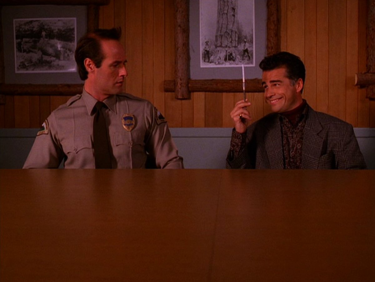 The Dick Tremayne fandom is dying. RT if you're a true Tremayner.