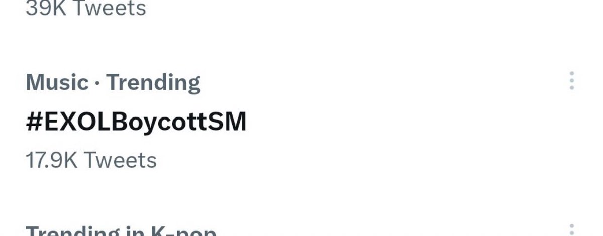 امروز تونستيم يه بار ديگه باهم متحد بشيم و قدرت تكي خودمون رو باهم به چشم ببينيم 😌🥹♥️ 
دوست دارم تك تكتون رو بغل كنم مرسي كه كنار اكسو هستيد بيايد براي مدت زمان طولاني همينطور بمونيم 🫂😭

#SMstopabusingEXO 
#EXOLBoycottSM 
#EXOLeaveSM
<a href="/SMTOWNGLOBAL/">SMTOWN</a>