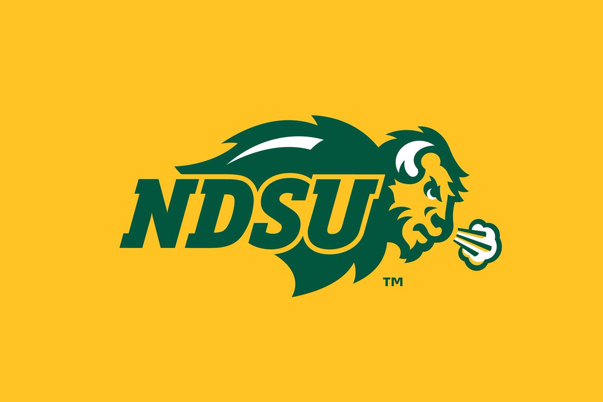 Thank you to @FBCoachLarson and @NDSUfootball for stopping by Greenfield today to discuss some #FutureBison‼️
#HawksFlyHigh