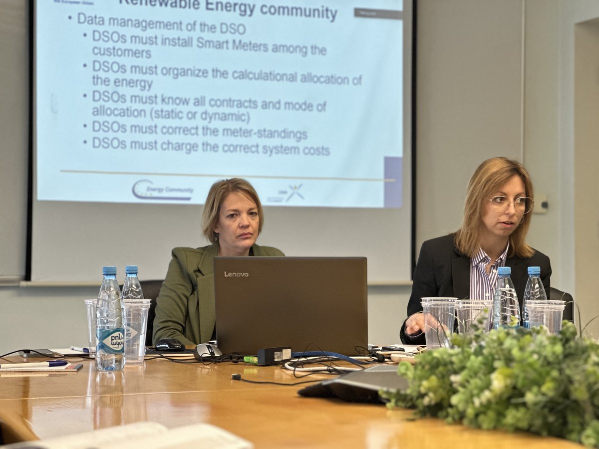 CEERenergy's tweet image. This week, CEER’s #EU4Energy representatives were busy attending meetings in Armenia to assist #developing the #regulatoryframework in the #energysector.

The team visited the #AmericanUniversityOfArmenia to #raiseawareness of the #CleanEnergyPackage &amp;amp; #energyefficiency actions.