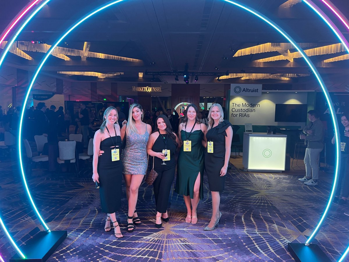 Advisor Websites - A Snappy Kraken Company tweet media