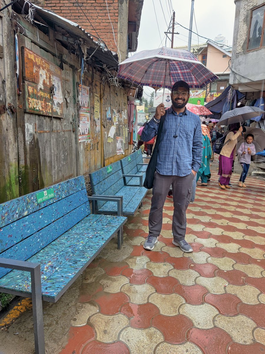 We feel extremely glad to share about this project. Our #recycledplastic #benches recently got installed in Theog, Shimla. 

We also got a chance to meet the #municipalcorporation officials of Theog. We were amazed to see the efforts taken on the ground by the MC. 
#recycling