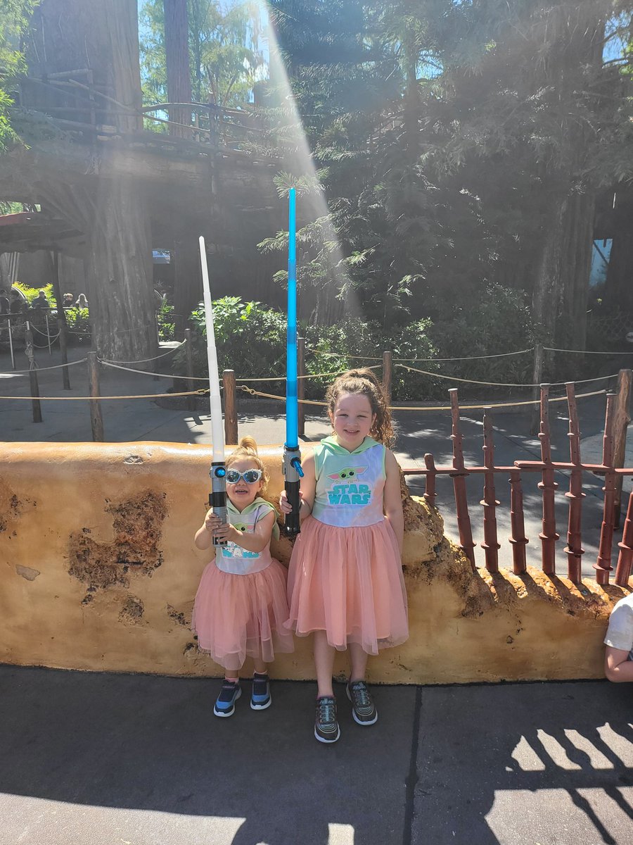 MagentaMikeC's tweet photo. What better place to spend today?! May the 4th be with you!! https://t.co/84tT3sdRGd