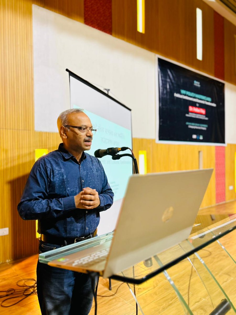 ypfbd's tweet photo. 🚢 YPF Policy Masterclass in port city #Chittagong! Joined by @RoyPallavi2 (@SOAS) &amp; renowned economist + YPF Honorary Fellow Prof. @mushtaqkhan100.

Thank you, #Ctg! We are overwhelmed by the response. YPF's 1st #masterclass outside #Dhaka. We aim to bring it to other cities too https://t.co/yrcfA4DltE