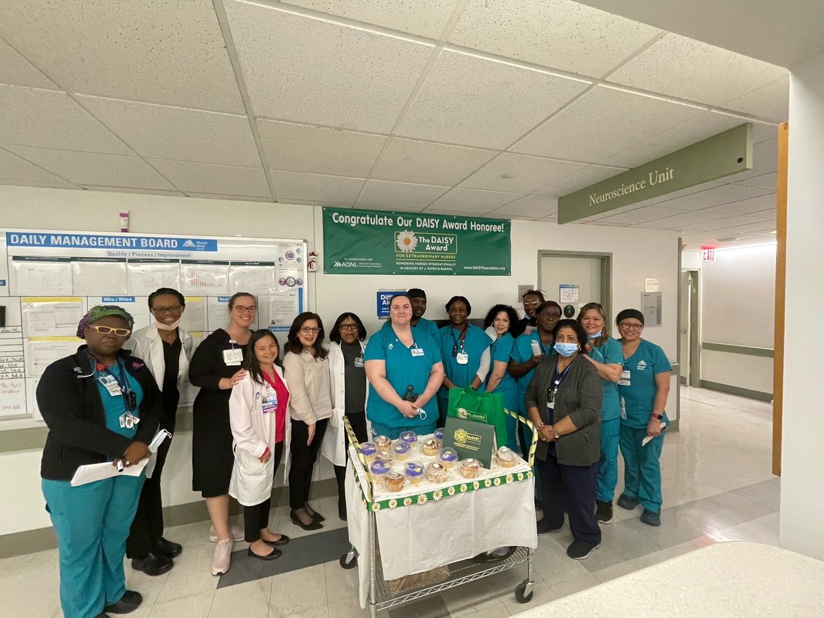 MSWneuronurses's tweet photo. Our very own nurse Patty received the #daisyaward last night. So proud to watch this be given!! The 8B team is an incredible groups of healthcare professionals!! #neuronurses #proud @LindaVRN @BethOliverVP https://t.co/sj7ZR16opE