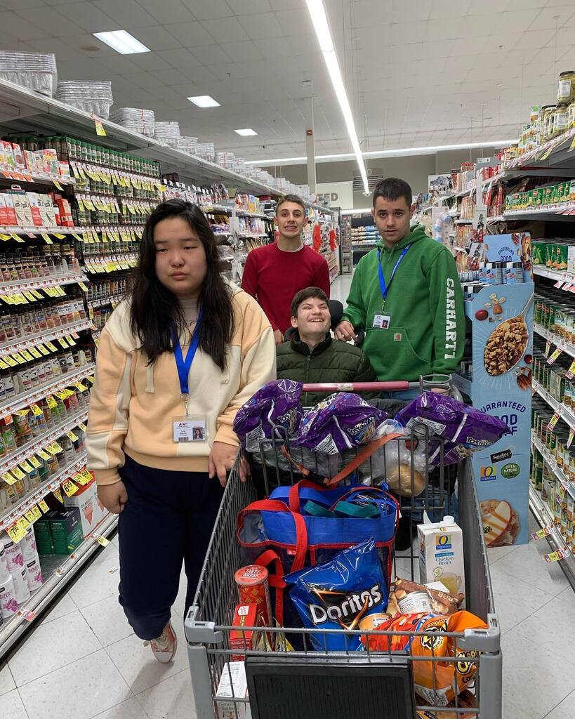 A successful Acme trip leads to a delicious Soup Day! 🛒🥣