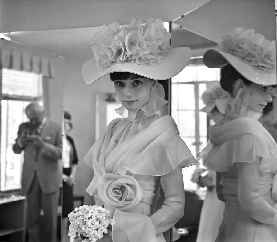 rareaudrey's tweet photo. In honor of Audrey Hepburn's birthday, Condé Nast posted rare photos of Audrey by Cecil Beaton from a 1963 Vogue photoshoot for My Fair Lady. https://t.co/46nRRSqX9D https://t.co/Ov1SlAL3dR