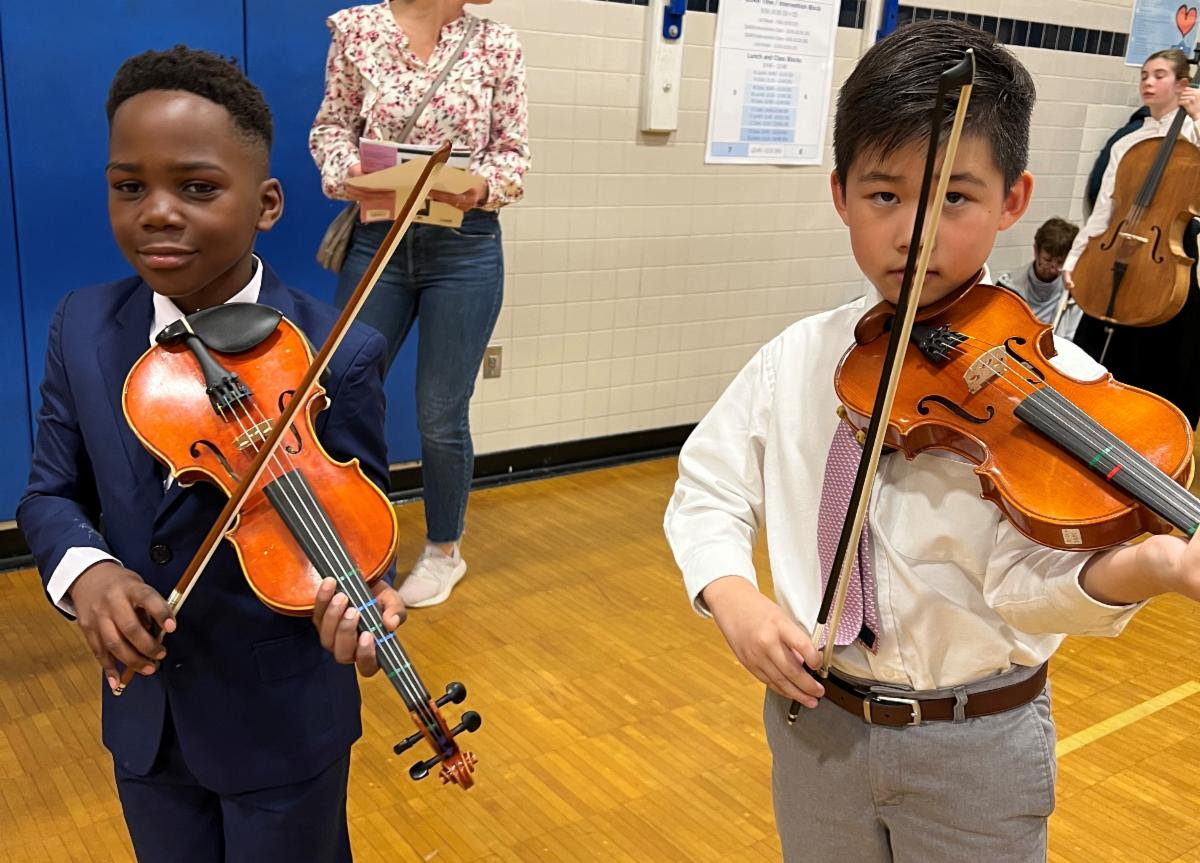 westminster_va's tweet photo. Members of the Westminster Orchestra participated in the prestigious District 10 Solo and Ensemble Festival. Of these Griffin musicians, 17 of them received Superior rating with blue ribbon awards, and 2 of them received Excellent rating, meriting silver ribbons! 🎻🎹
#wsgriffins https://t.co/tNfeAsy5mu