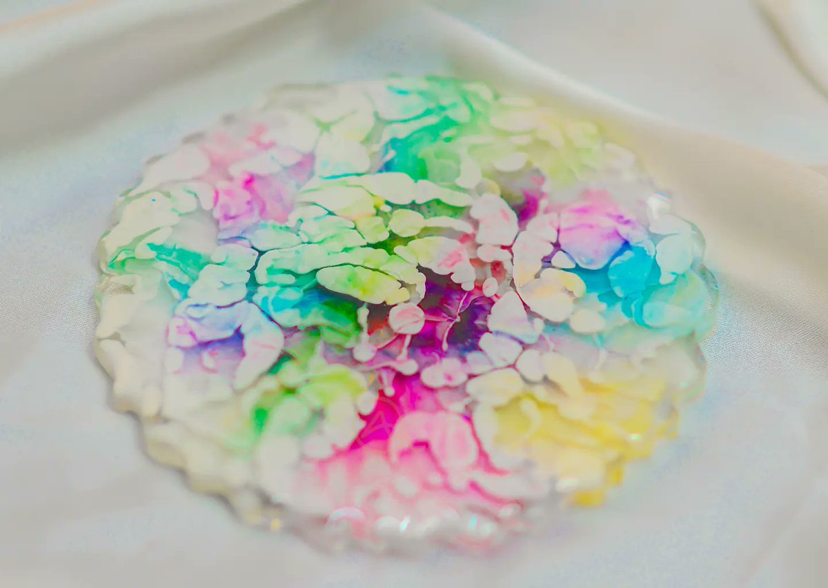 Aimi_Writes786's tweet photo. Epoxy Resin coasters๐ธ
Made with alcohol inks and paste.
Size approx 4 inchs.
Can be used as decor,makeup palette and for serving.
Pre-bookings available.
#artist #alcoholink #cloudeffect #3dart #artandcraft #aesthetic #onlineshopping #orderyours #dmtoorder #coasters https://t.co/QqKtMHZVN0