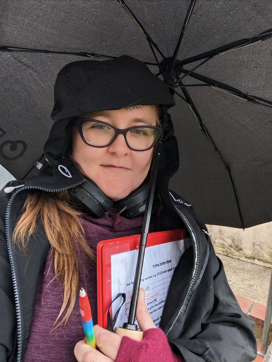 CreeCharlotte's tweet photo. Is it even a @PlymouthLabour  polling day if you don't get soaking wet? Fighting the good fight to get @JonDingle01 elected. #VoteLabour https://t.co/zuFZH4RpBx
