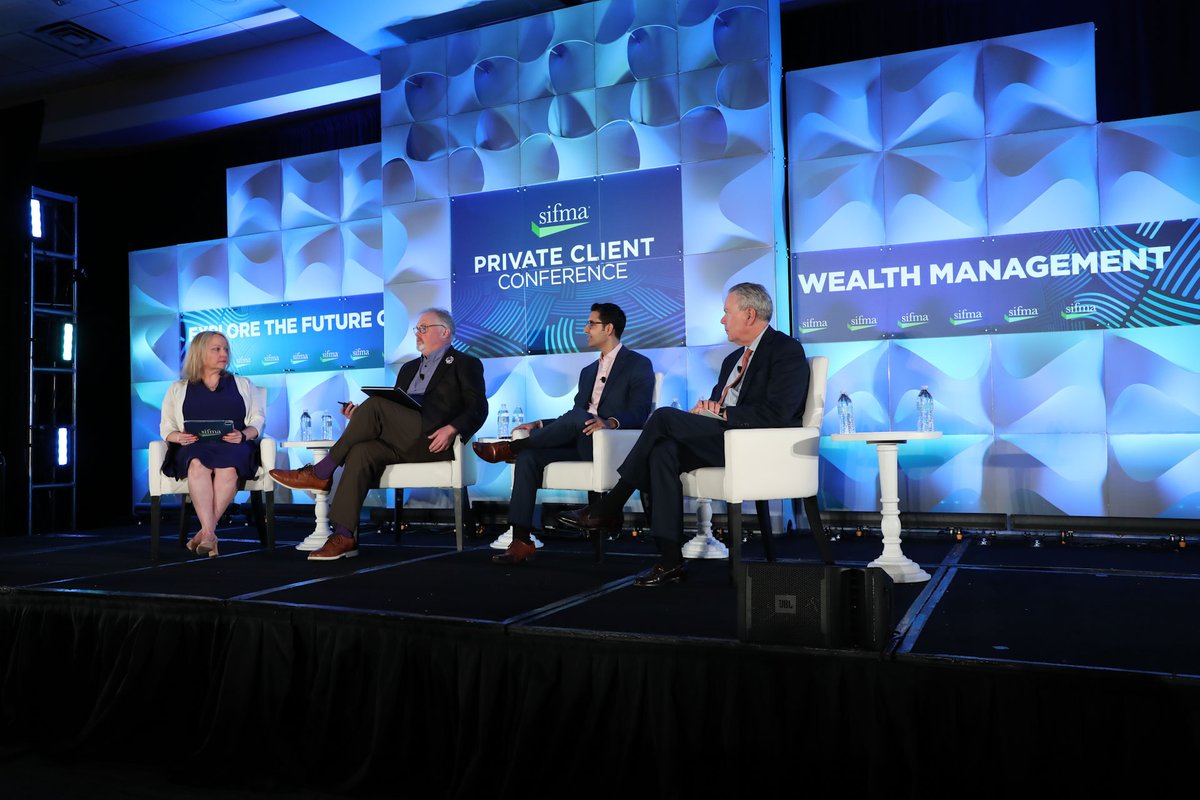 SIFMA's tweet photo. There is a significant amount of data available today, but can it be overwhelming? @Cerulli_Scott described to us the critical role financial advisors play by turning information into advice, and the factors rated extremely important when choosing a financial advisor. #SIFMAPCWM https://t.co/nkBdMX7Lfj