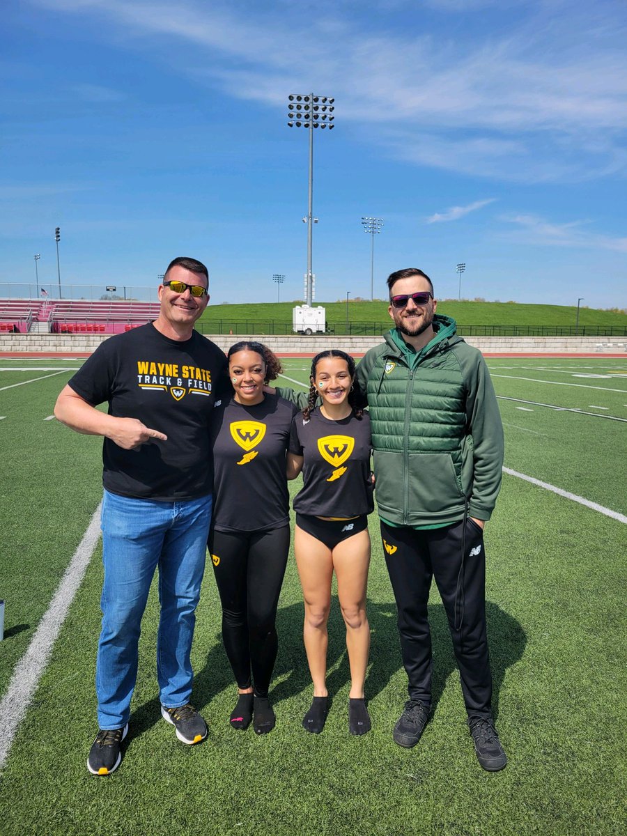 Great work by Richelle and Dali in the hep!! 9 PRs between them over 14 events, and 5 points on the board for WSU!