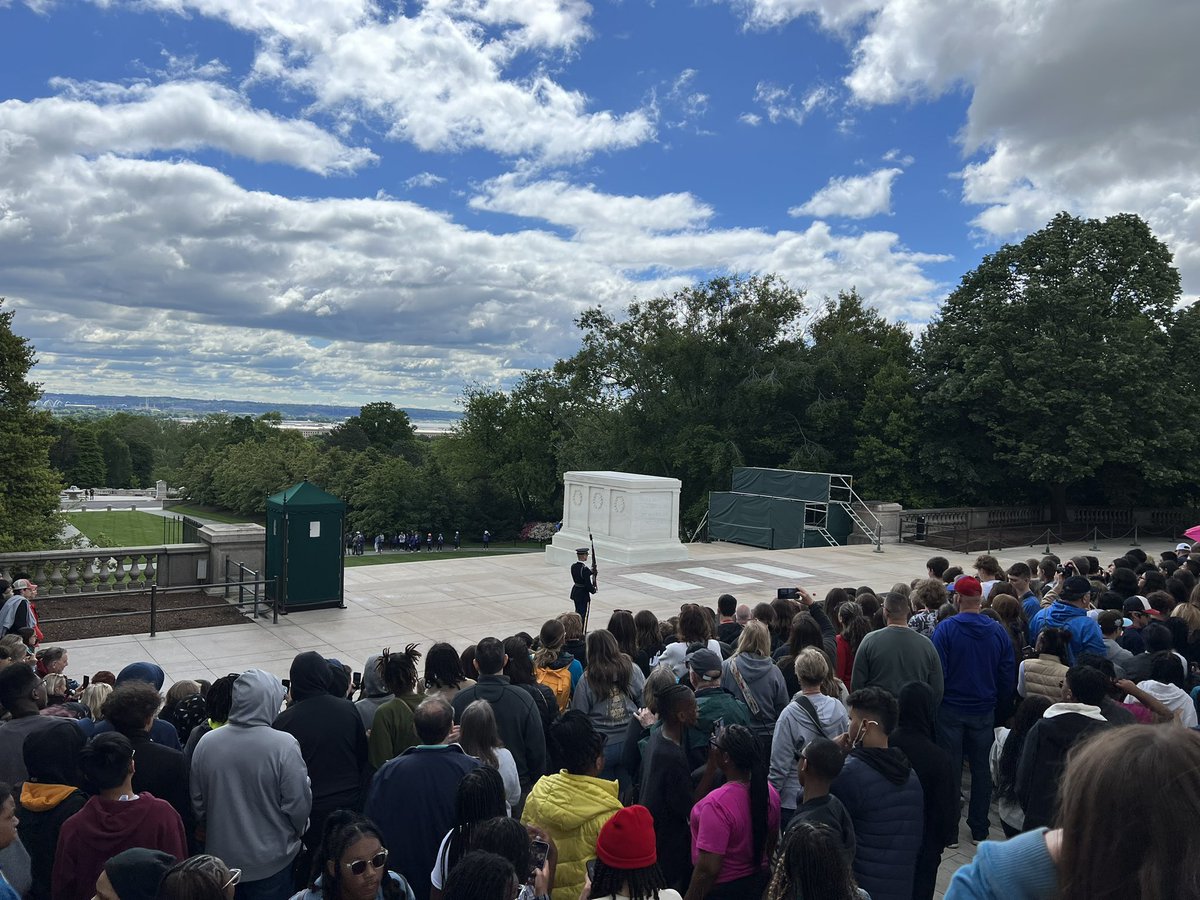 Powerful trip through Arlington…included hearing a 21 canon salute #DC23