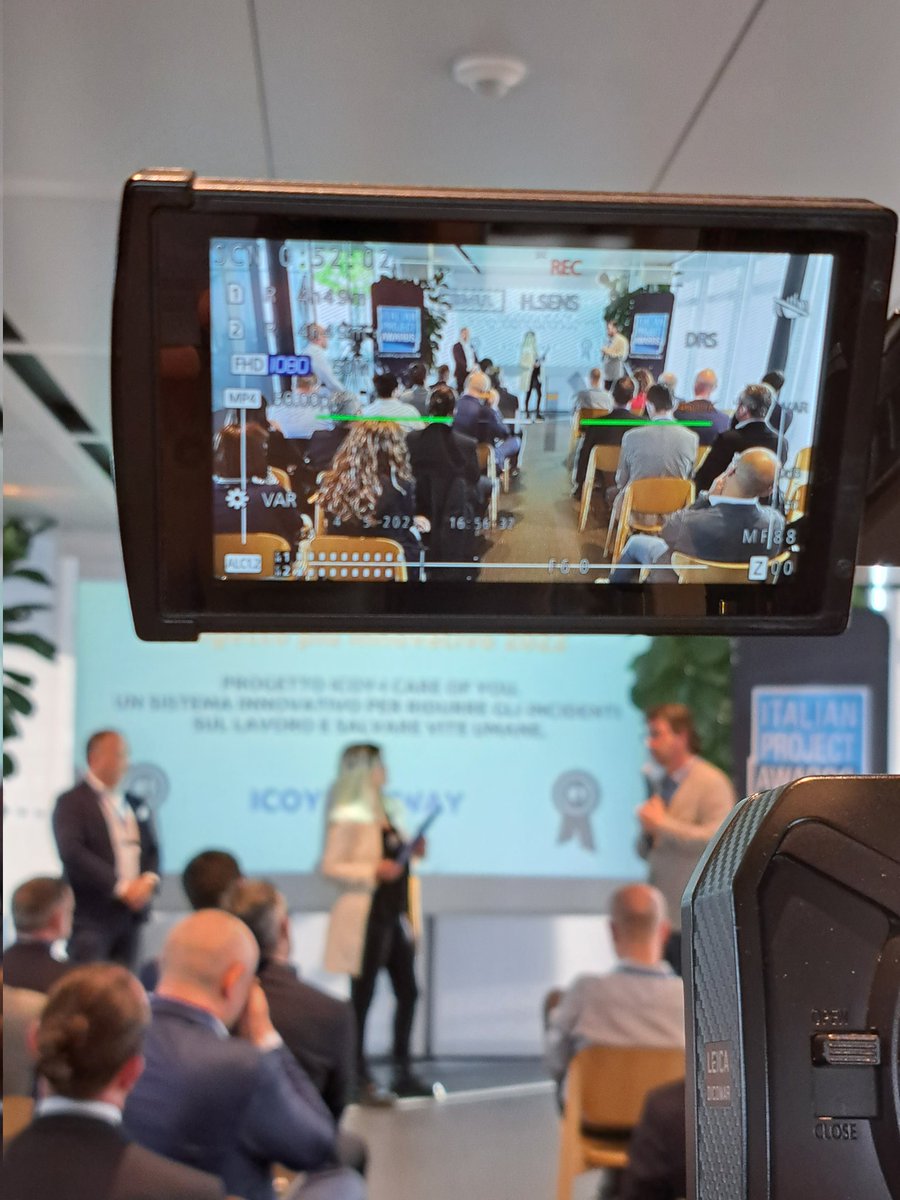 impresacity's tweet photo. #IPA2k22 Andrea Farina, Presidente e Ceo di  #ITway, commenta il premio Innovazione ricevuto con il progetto #ICOY I-CARE OF YOU:
'L'innovazione è avere la capacità di vedere nuove soluzioni dove gli altri non le vedono, usando anche solo tecnologie di cui già si dispone' https://t.co/gTii1cfnGF