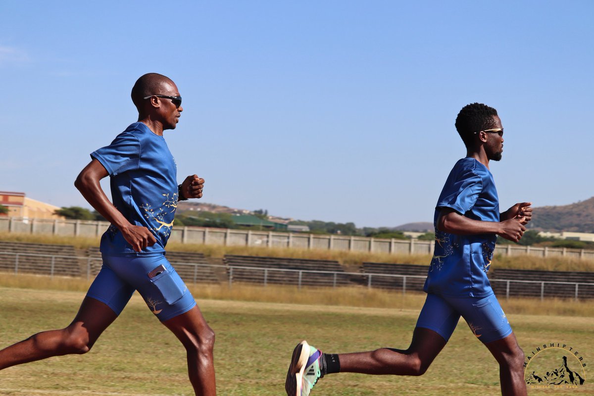 gazumoses's tweet photo. Let's Go! 🏃‍♂️🏃‍♂️
#mosesgazulegacyboutique #mosesgazubrand #iqabunga #swag #InvestinQuality #iSupportLocal #localislekker #running #fitness #motivation #nextgeneration #fruits #familytree #fashion #mainshifters @mainshifters 📸 https://t.co/chDqFhhnXQ
