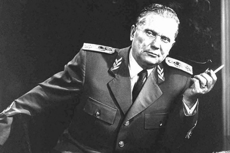 grbic_natalija's tweet photo. Na današnji dan pre 43 godine umro je drug Tito.
Bio je čovek koji je imao viziju Jugoslavije kao moderne evropske države, rekao je Rusiji NE, a uspešno se obračunavao sa pomagačima fašista četnicima. Slava mu! https://t.co/GQd4ZpQyT8