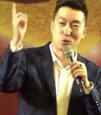 梭哈是币圈成功的第一秘诀。<a href="/cz_binance/">CZ 🔶 BNB</a> 卖房梭哈BTC，才有了今天的首富地位。
每次都说梭哈，每次梭哈10u，怎么成功家人们。
留言说出你成功的梭哈经历，抽取一名辛运儿获得5000万suoha空投奖励。